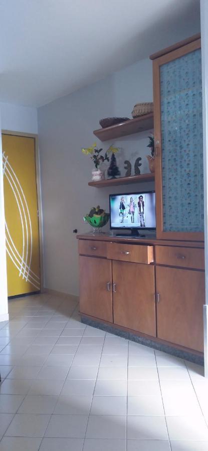 Eldorado Flat Service กัลดัสโนวัส ภายนอก รูปภาพ