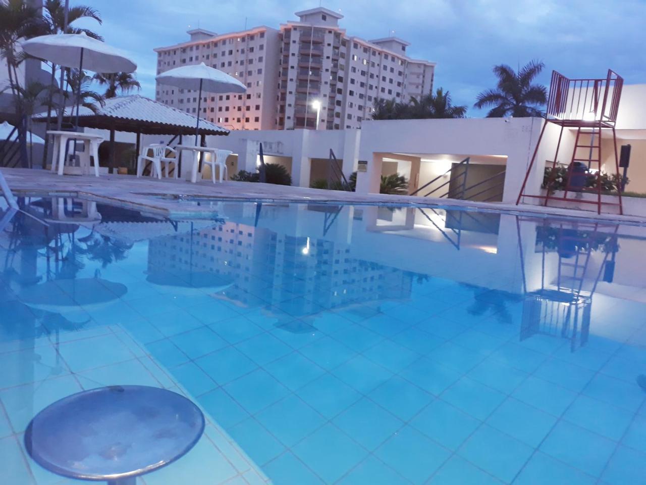 Eldorado Flat Service กัลดัสโนวัส ภายนอก รูปภาพ